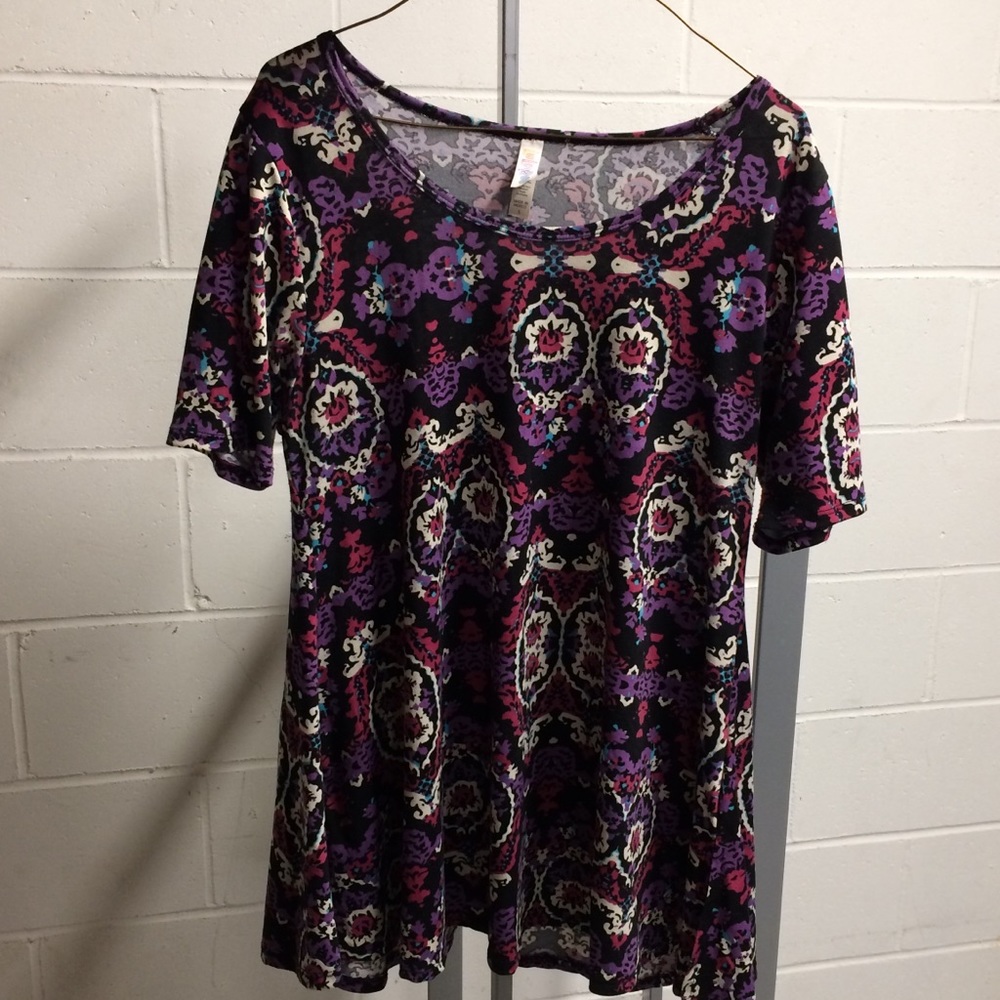LuLaRoe Classic Tee
